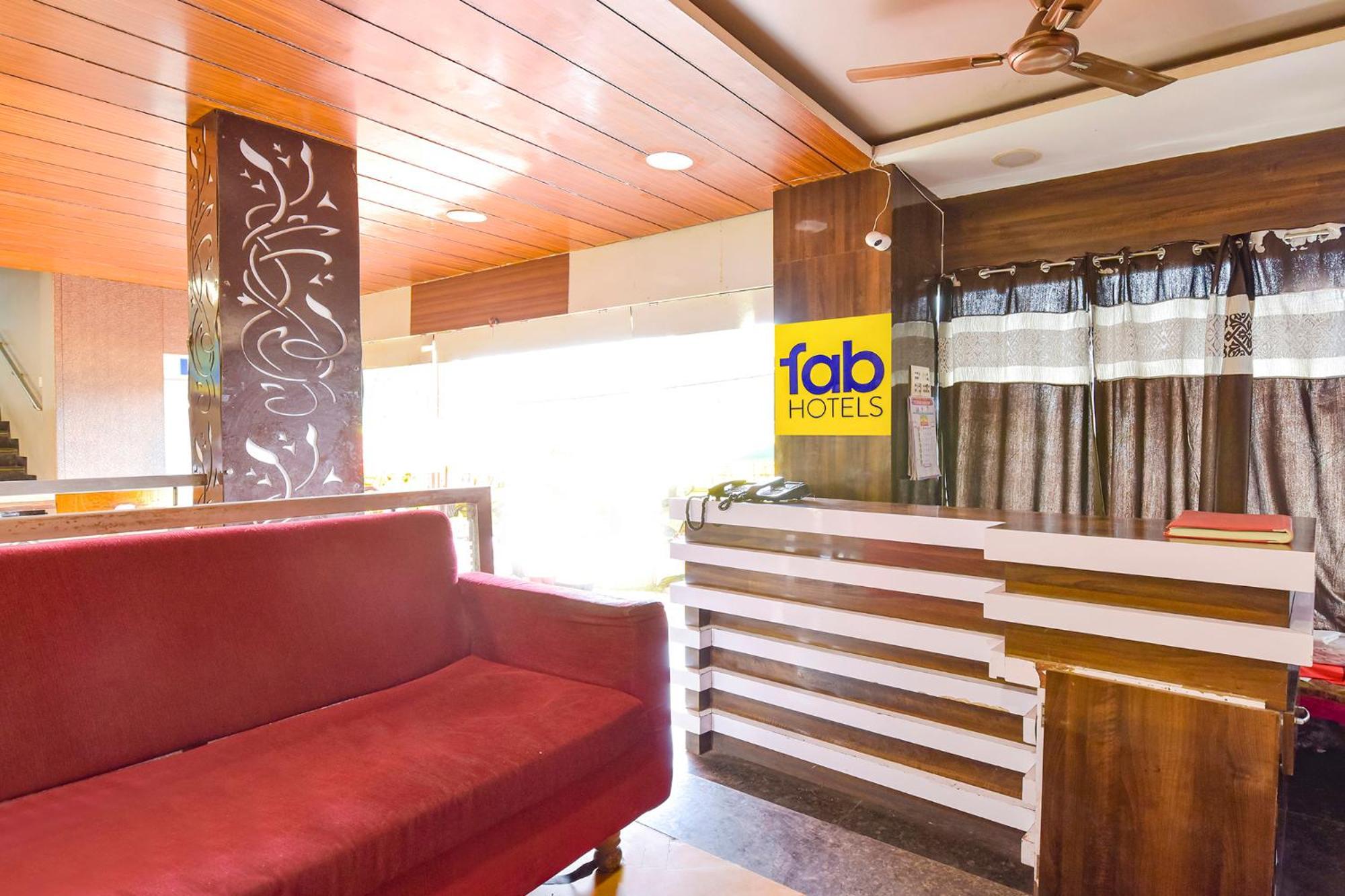 Fabhotel Raghumani Palace Ujjain Exterior foto