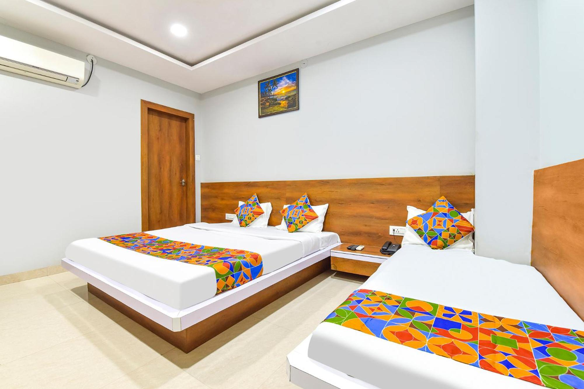 Fabhotel Raghumani Palace Ujjain Exterior foto